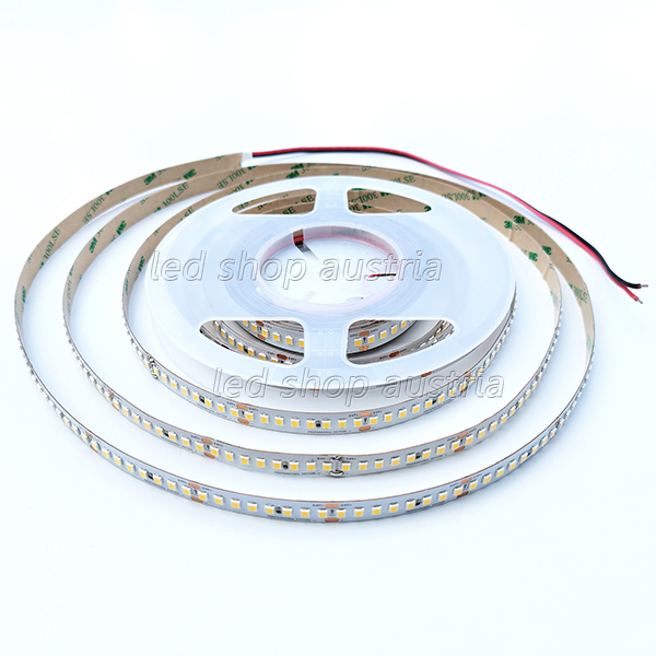 Hoch- Effizienz LED Strip 24V 2835SMD 16,8W/m 192LED/m 5m selbstkl. warmweiß