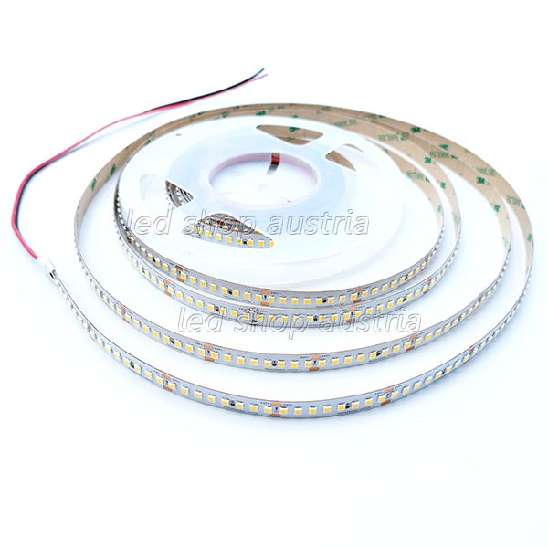 (Bild für) Hoch- Effizienz LED Strip 24V 2835SMD 16,8W/m 192LED/m 5m selbstkl. neutralweiß