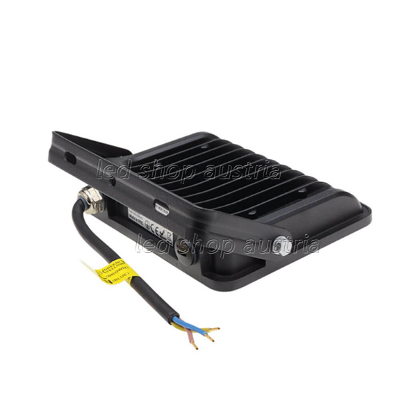 LED SMD Fluter schwarz 120° Abstrahlwinkel 30W warmweiß